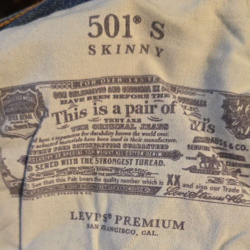 Levi's Straight Leg Blue Jeans - Picture 4 of 4